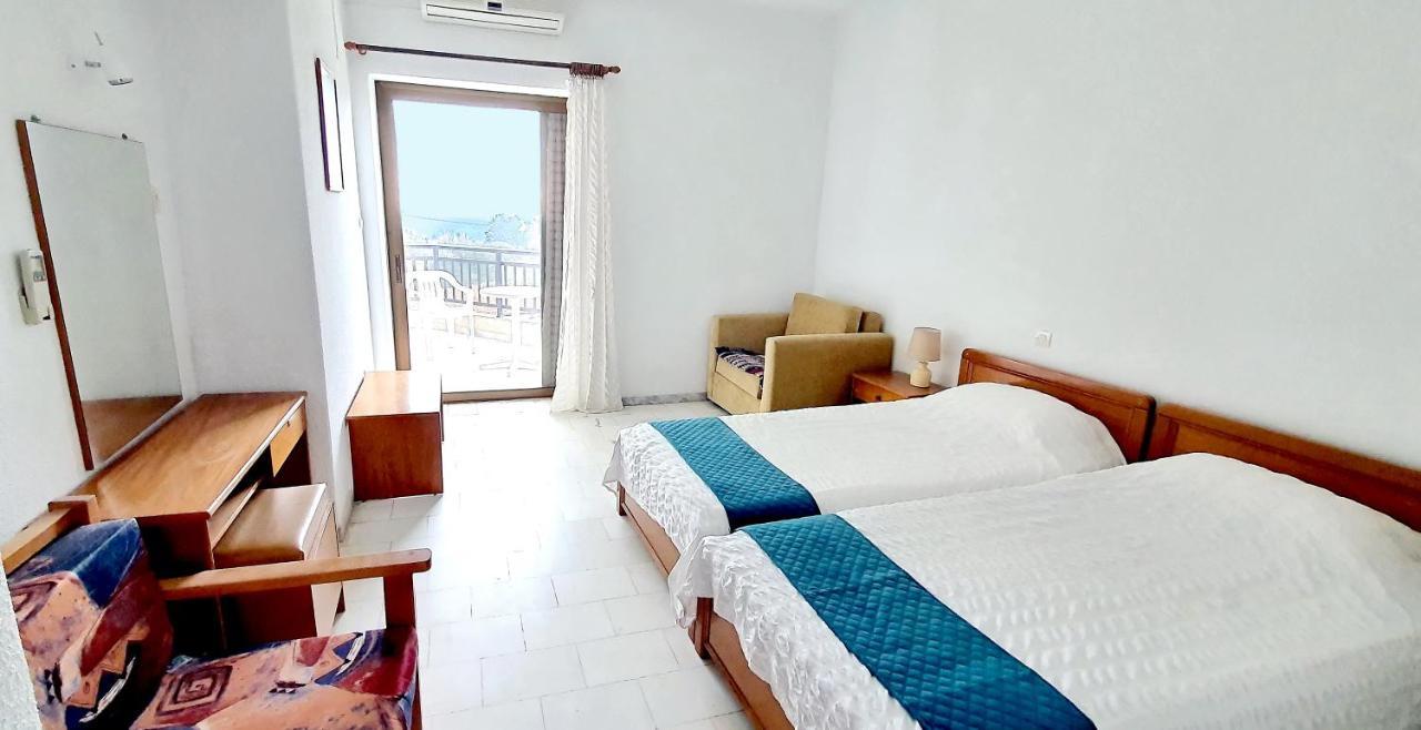 Hotel Pashos กริโอปียี ภายนอก รูปภาพ