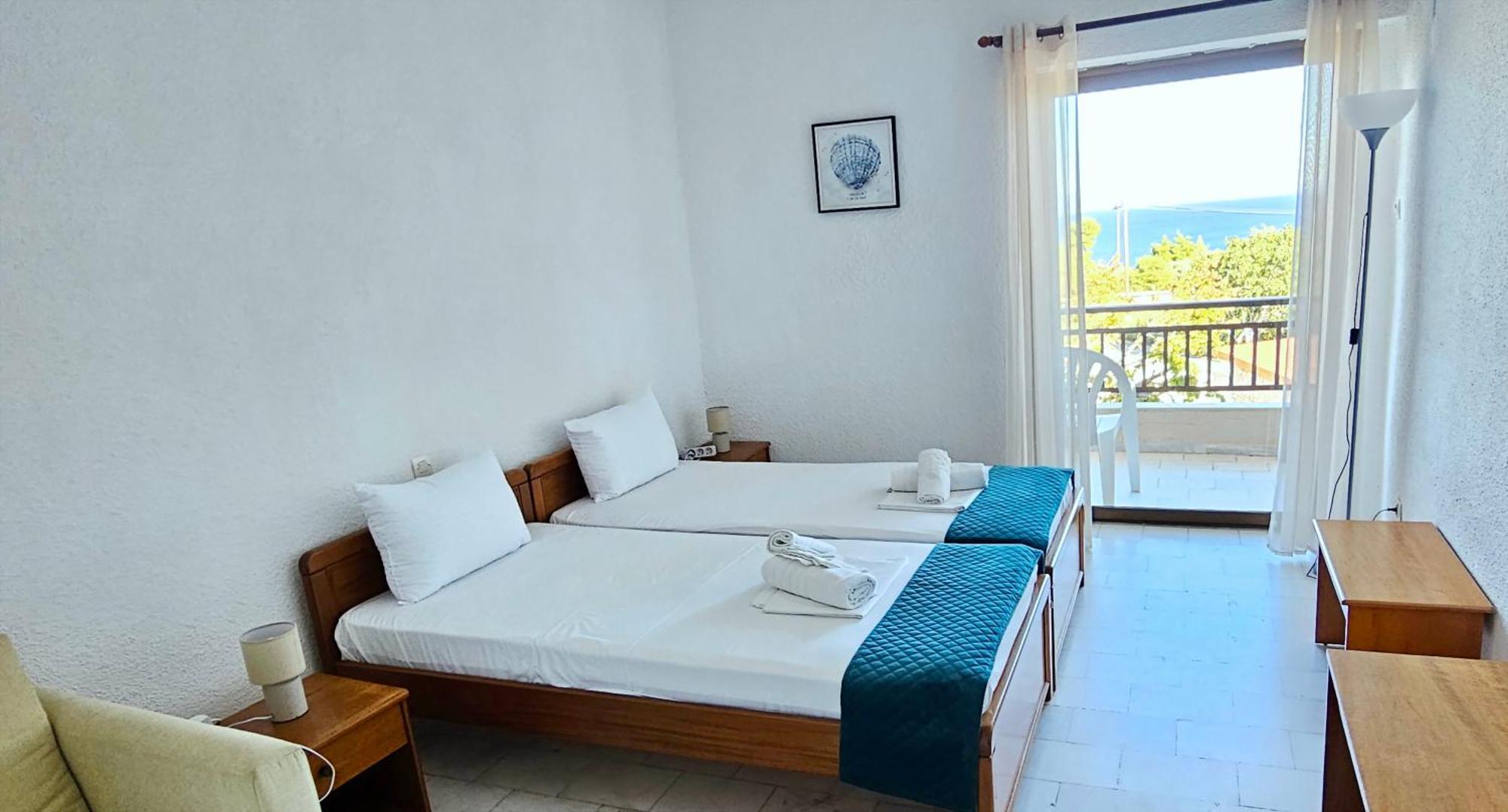 Hotel Pashos กริโอปียี ภายนอก รูปภาพ